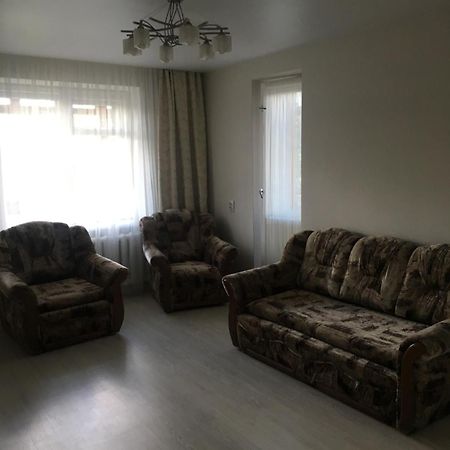 Апарт Рівне Leilighet Eksteriør bilde